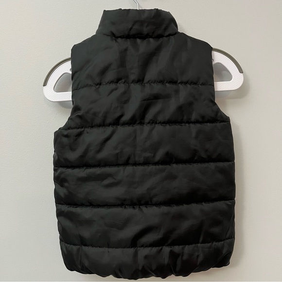 Kids black Puma vest, size 2 and 6 - Picture 2 of 12